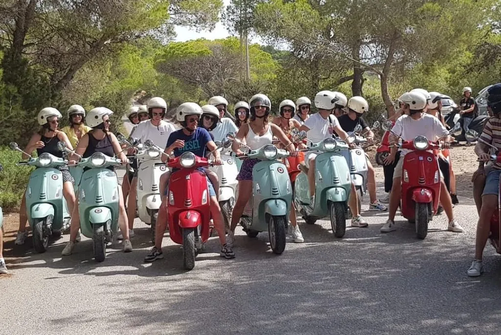 Tour in Vespa