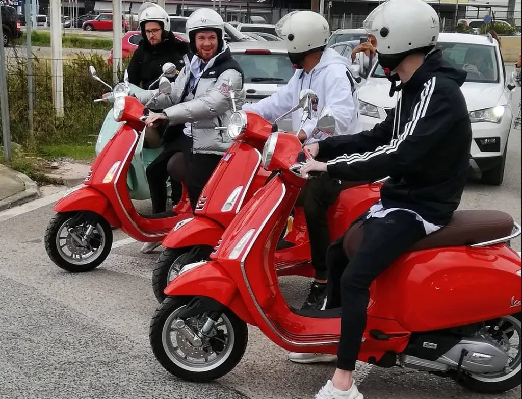 Tour in Vespa